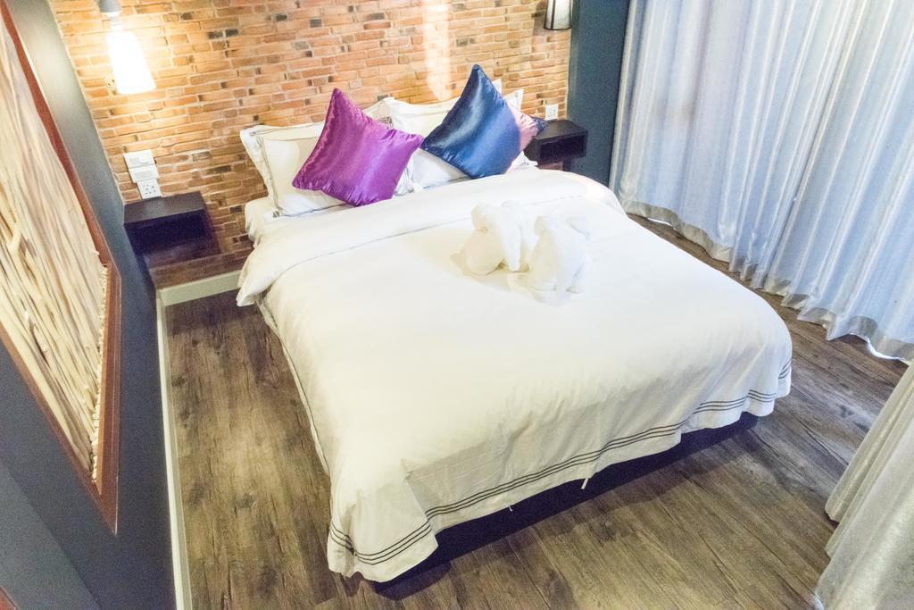 Joyful Thai Boutique Hotel Τσιάνγκ Μάι Εξωτερικό φωτογραφία